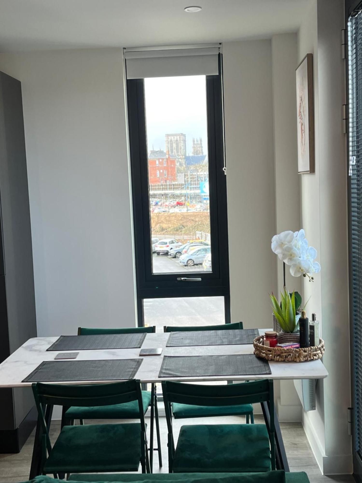 Superb New Build City Centre Flat And Gym York Esterno foto